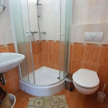 9 * Zamárdi
