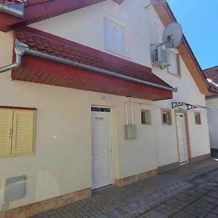 Apartment 9 Zamardi