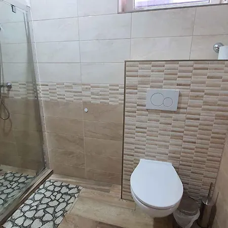 9 * Zamárdi