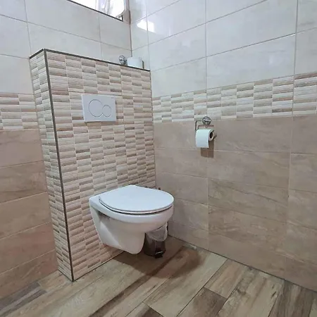 9 * Zamárdi