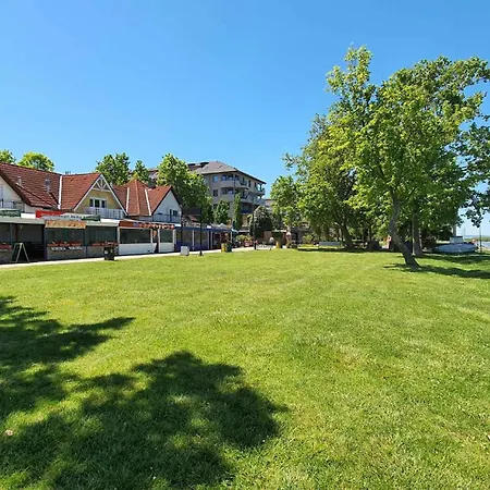 9 Apartment