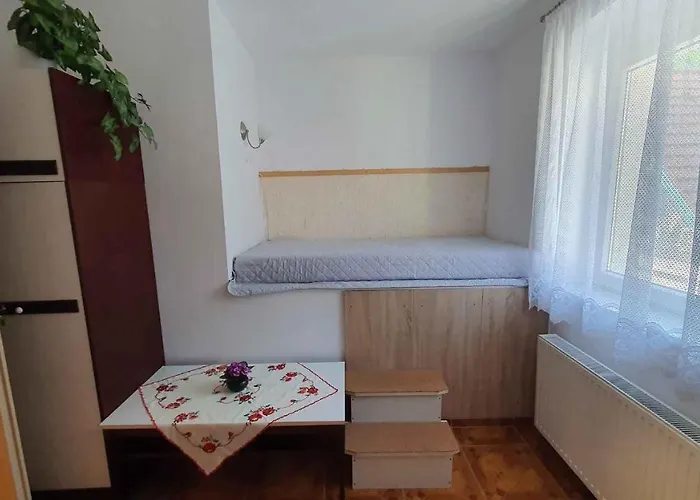Apartmán 9 *